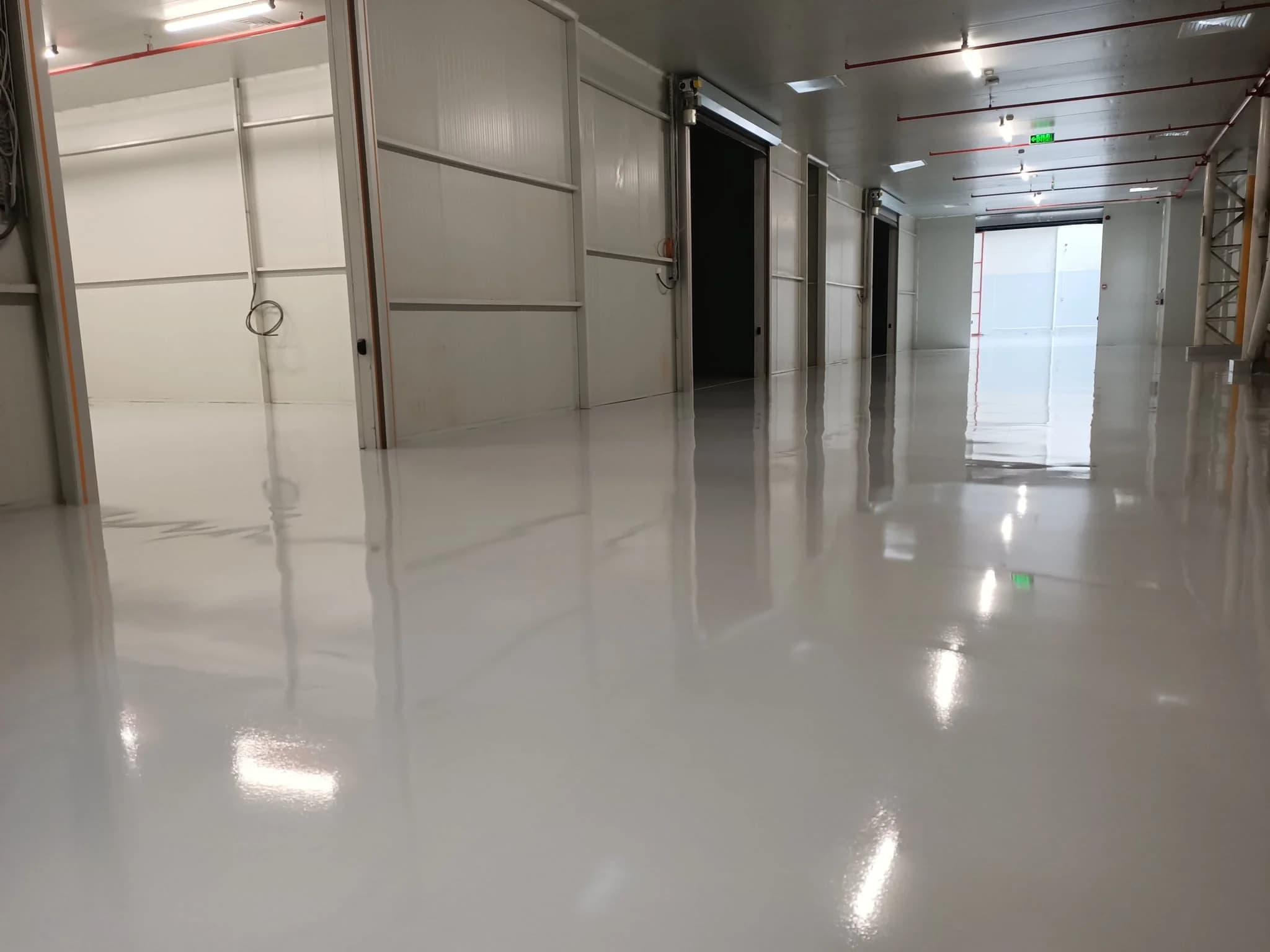 Teknik Epoksi Zemin Kaplama Galeri Görseli 2