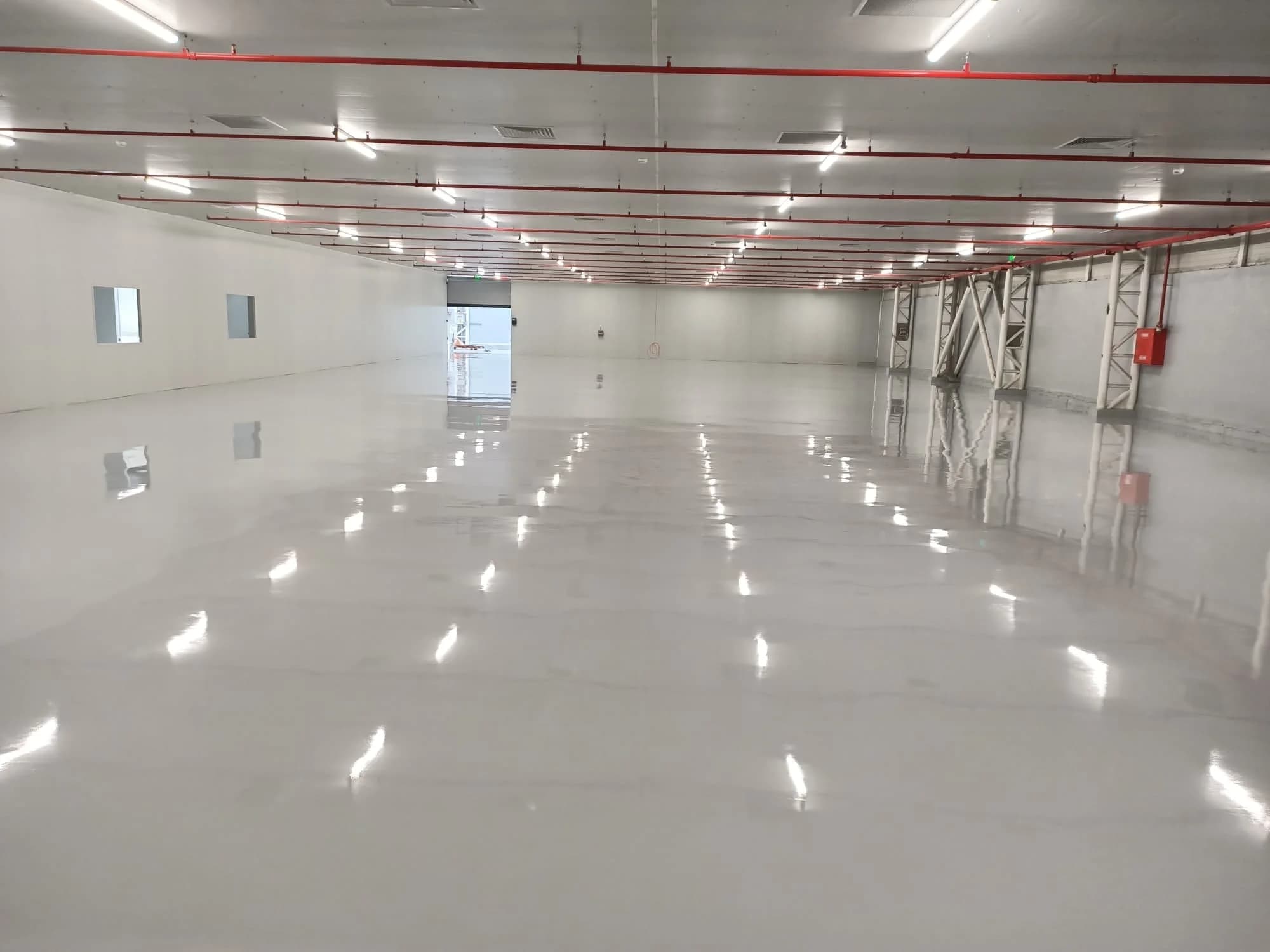 Self Leveling Epoksi Zemin Kaplama uygulaması